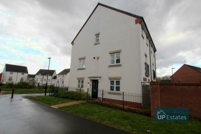 3 Bedroom End Of Terrace House To Rent In Grenadier Drive, Coventry, CV3