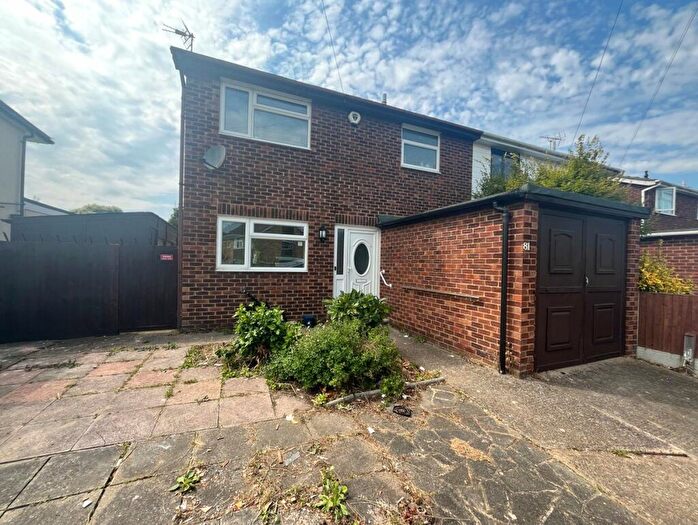 3 Bedroom Semi-Detached House To Rent In Picketts Avenue, Leigh-on-Sea, Essex, SS9