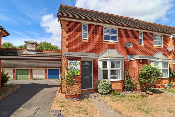 2 Bedroom End Of Terrace House To Rent In Withy Bush, Burgess Hill, West Sussex, RH15