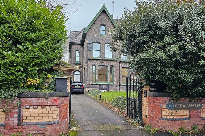 2 Bedroom Flat To Rent In Carlton Road, Manchester, M16