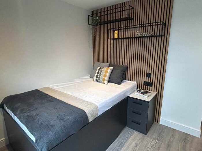 4 Bedroom Apartment To Rent In The Suites, - Aughton Street, Ormskirk, L39