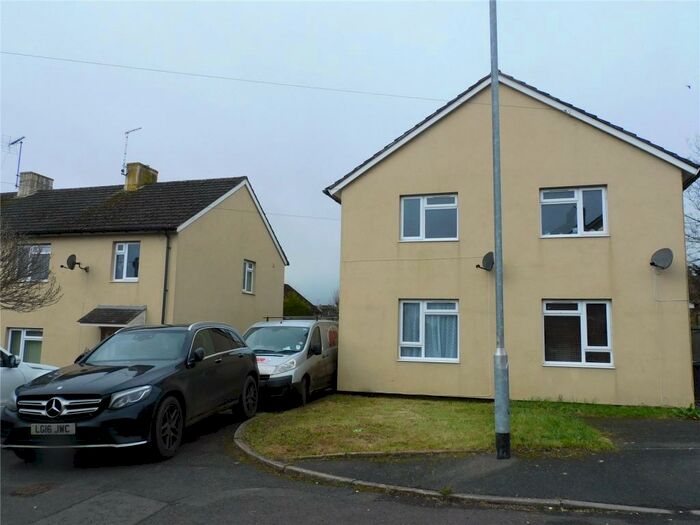 2 Bedroom Semi-Detached House To Rent In Heather Road, Yeovil, Somerset, BA21
