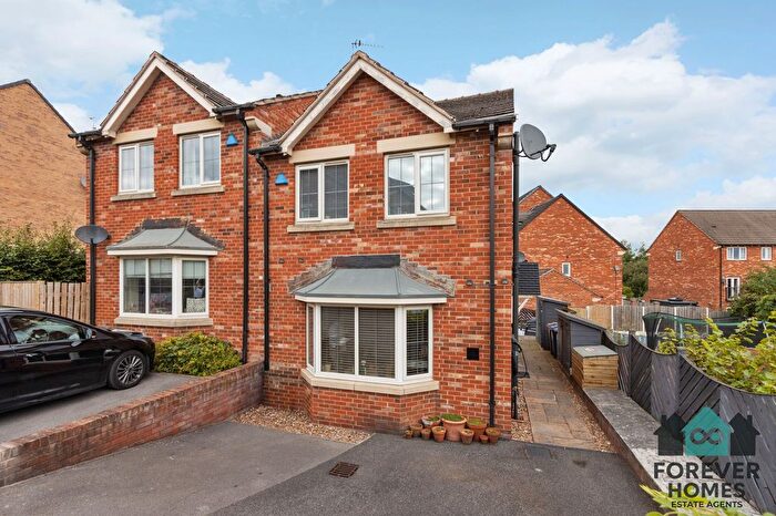 3 Bedroom Semi-Detached House For Sale In Old Oaks View, Barnsley, S70