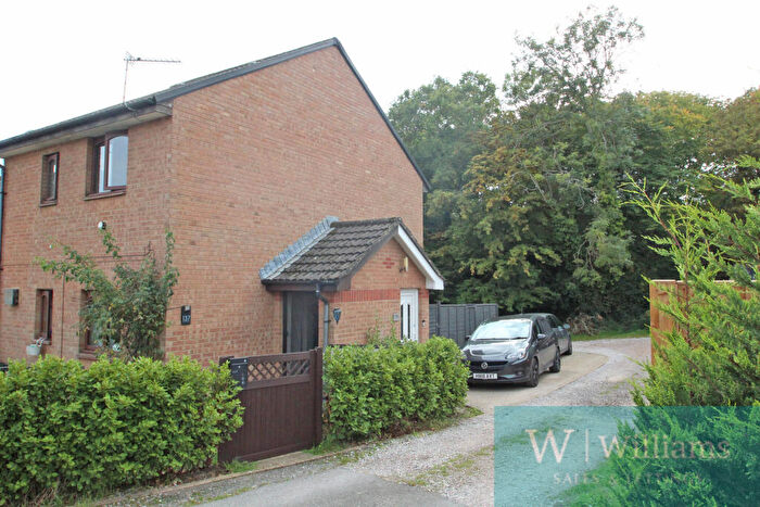 1 Bedroom End Of Terrace House For Sale In Mary Rose Avenue, Wootton Bridge, PO33