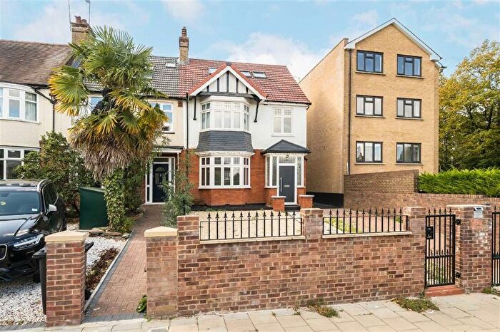 Studio To Rent In Upper Tulse Hill, London, SW2