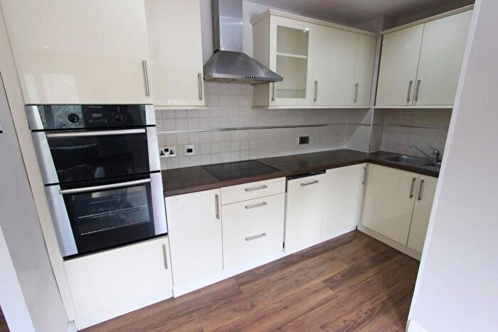 1 Bedroom Apartment To Rent In Teresa Gardens, Waltham Cross, EN8