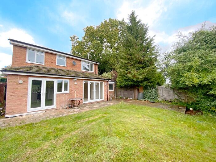4 Bedroom House To Rent In The Findings, Farnborough, GU14