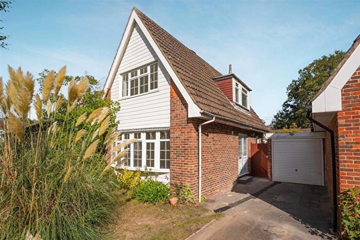 3 Bedroom Detached House To Rent In Audley Way, Ascot, SL5