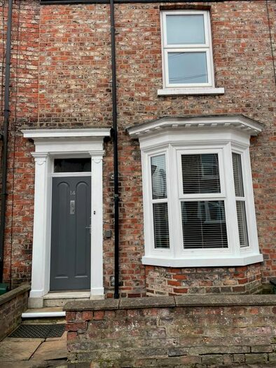 2 Bedroom Property To Rent In Park Crescent, York, YO31