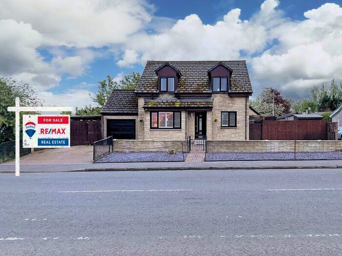 4 Bedroom Detached House For Sale In East Main Street, Broxburn, EH52