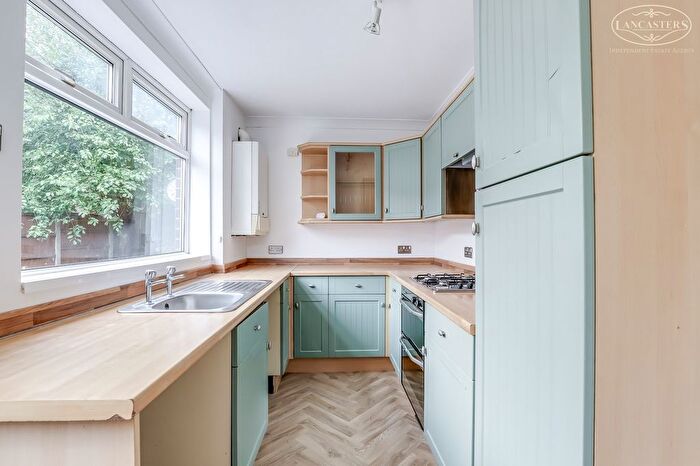 3 Bedroom Terraced House For Sale In Lindsay Street, Horwich, Bolton, BL6