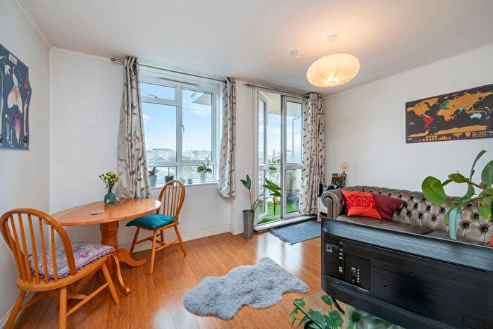 2 Bedroom Flat For Sale In Cotman House, Townshend Estate, NW8