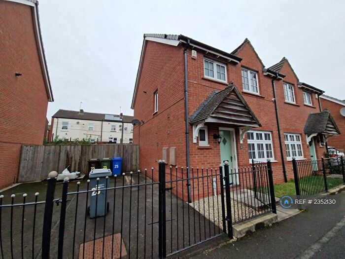 3 Bedroom Semi-Detached House To Rent In Hanson Road, Manchester, M40