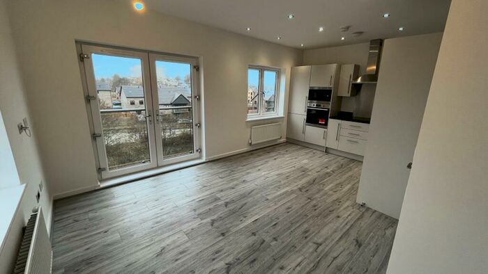 2 Bedroom Apartment To Rent In Laver Drive, Chesterfield, S41