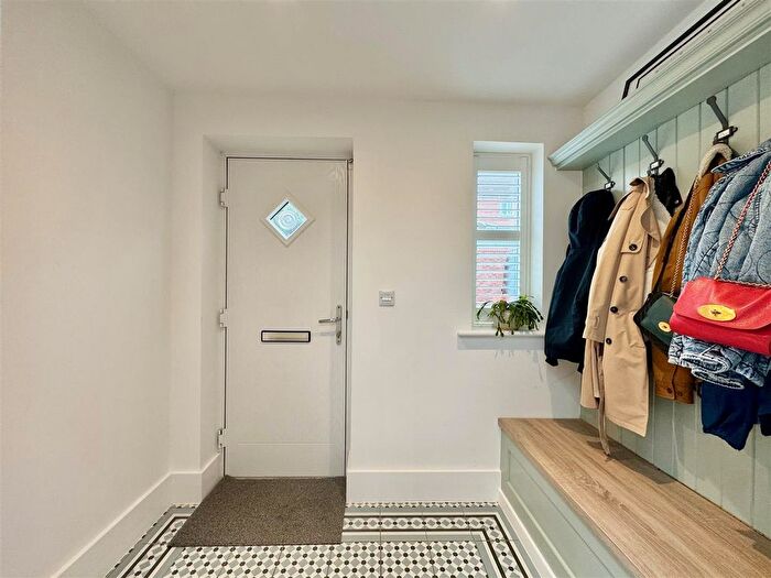 4 Bedroom Detached House For Sale In Plymstock, Plymouth, PL9