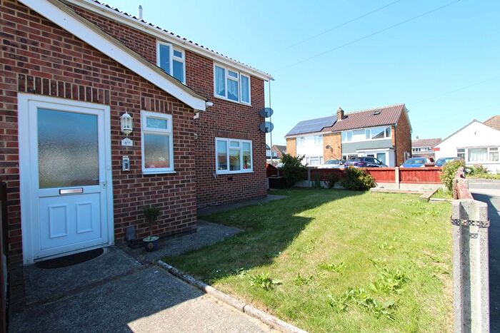 1 Bedroom Flat To Rent In Pine Close, Canvey Island, SS8
