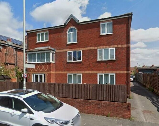 2 Bedroom Apartment To Rent In Waterloo Road, Ashton-On-Ribble, Preston, PR2