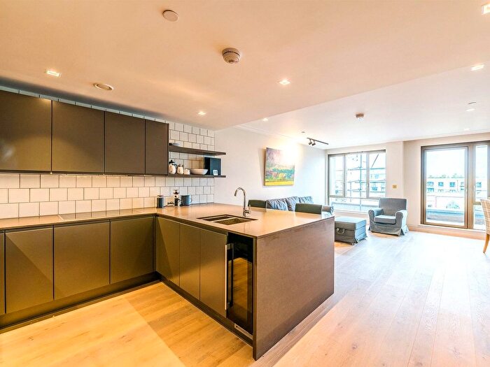 2 Bedroom Flat For Sale In Queens Wharf, Crisp Road, W6