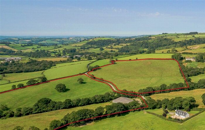 Equestrian Property For Sale In Llanfynydd, Carmarthen, SA32