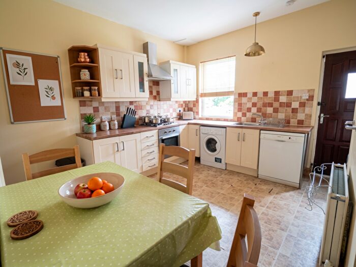 3 Bedroom House To Rent In Albert Road, Beeston, East Midlands, NG9