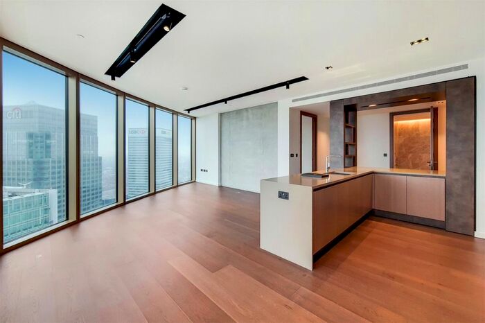 2 Bedroom Flat To Rent In Park Drive, London, E14