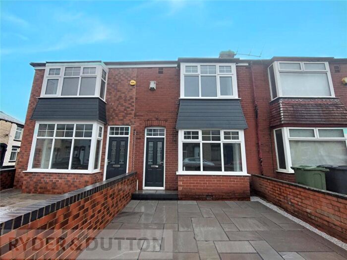 2 Bedroom Terraced House To Rent In Queen Street, Shaw, Oldham, Greater Manchester, OL2