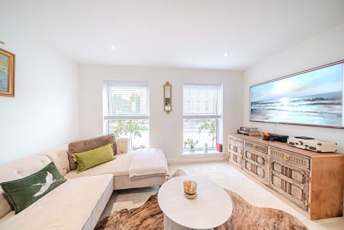 4 Bedroom Town House For Sale In Kingdom Court, Chepstow, NP16