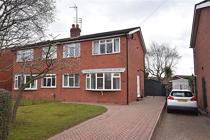 3 Bedroom Semi Detached House For Sale In Redruth Avenue, Macclesfield, SK10