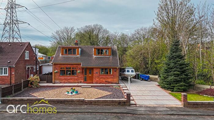 3 Bedroom Detached Bungalow For Sale In Tyldesley Old Road, Atherton, Manchester, M46