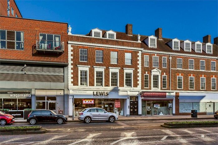1 Bedroom Flat To Rent In Brassey House, New Zealand Avenue, Walton-On-Thames, Surrey, KT12