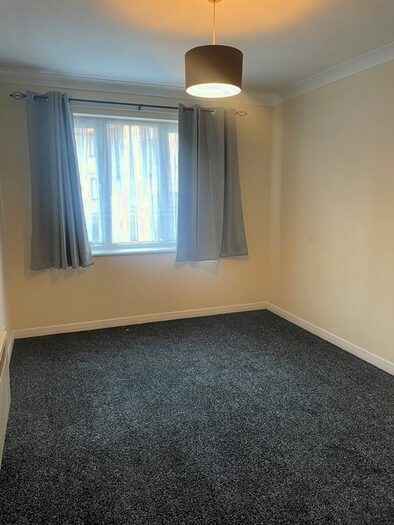 2 Bedroom Flat To Rent In Chopwell Close, London, E15