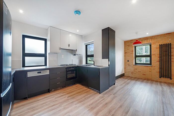 3 Bedroom Flat To Rent In Fir Tree Road, Banstead, Ewell, SM7