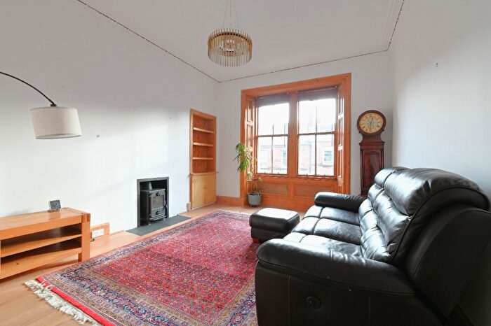 2 Bedroom Flat To Rent In Sloan Street, Leith, Edinburgh, EH6
