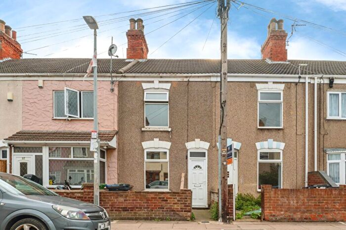 2 Bedroom Terraced House For Sale In Stanley Street, Grimsby, Lincolnshire, DN32