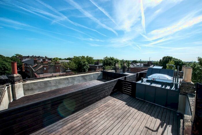 2 Bedroom Flat To Rent In The Highbury Barn, A Highbury Park, London, N5