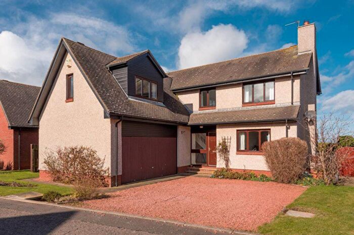 4 Bedroom Detached House For Sale In Glasclune Gardens, North Berwick, East Lothian, EH39