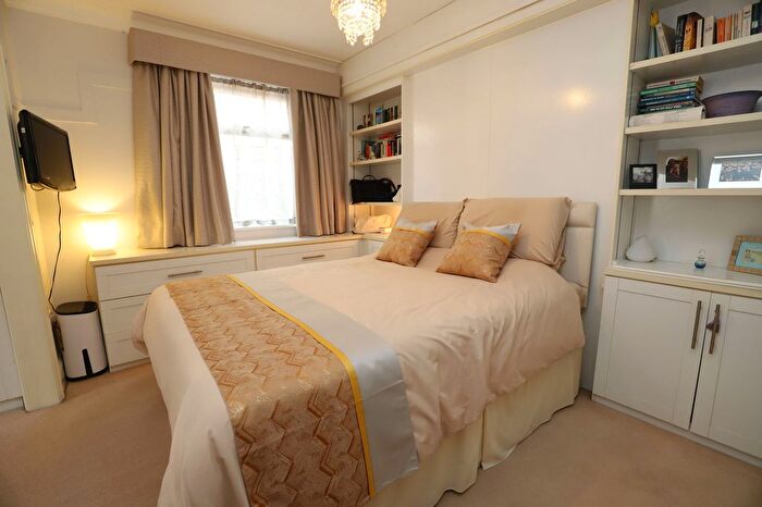 2 Bedroom Bungalow For Sale In Hilda Avenue, Tottington, Bury, BL8