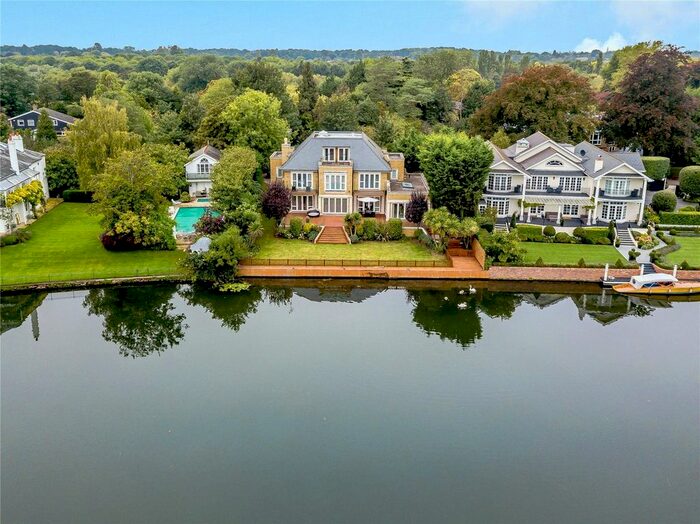 5 Bedroom Detached House To Rent In Fishery Road, Bray, Berkshire, SL6