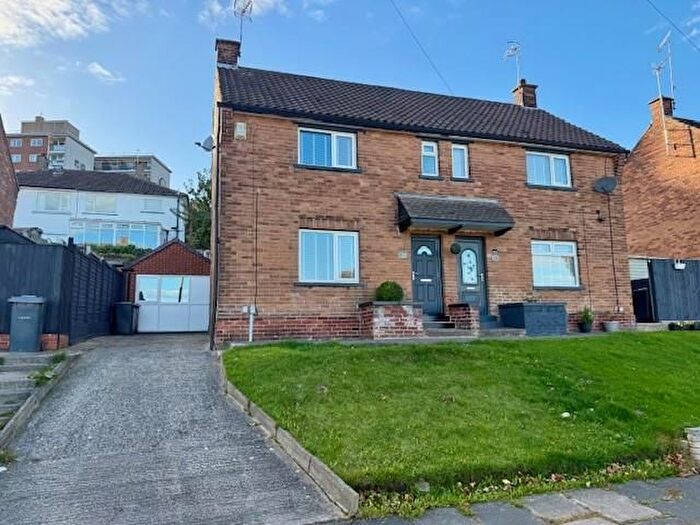 3 Bedroom Semi-Detached House For Sale In Old Park Road, Thorpe Edge, Bradford, BD10