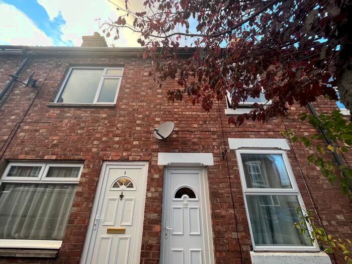 2 Bedroom Property To Rent In Corbett Street, Rugby, CV21