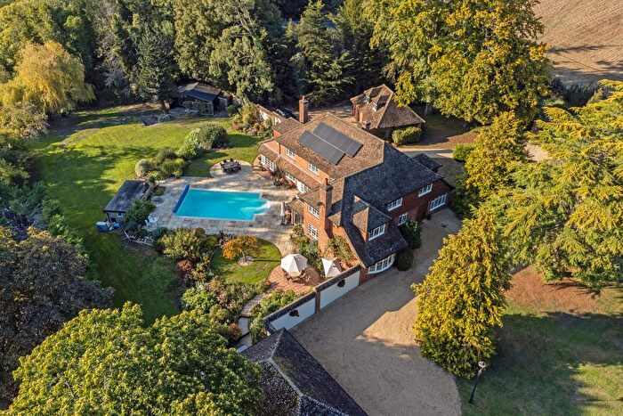 7 Bedroom Detached House For Sale In Green Drove, Andover, SP11