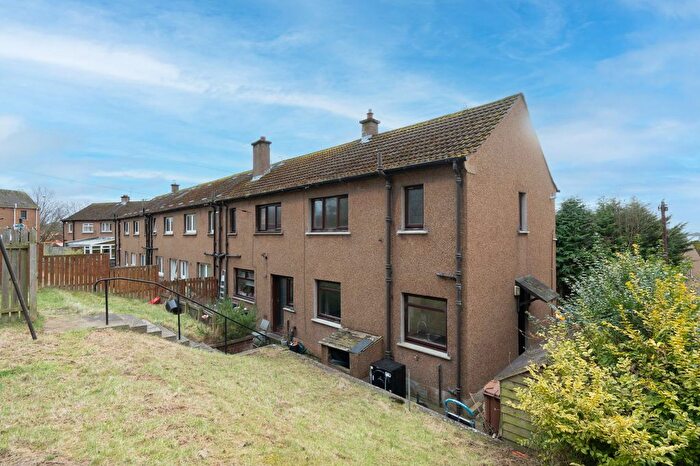 2 Bedroom End Of Terrace House For Sale In Livingstone Drive, Burntisland, KY3