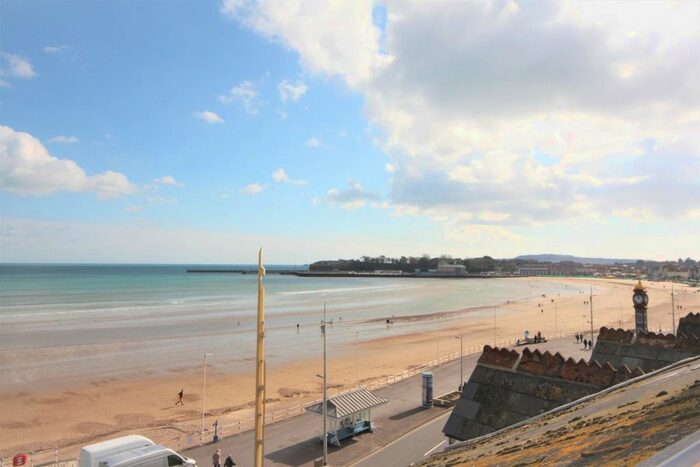 2 Bedroom Flat To Rent In The Esplanade, Weymouth, DT4
