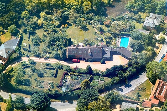 4 Bedroom Detached House For Sale In Parsons Lane, Ewelme, Oxfordshire, OX10