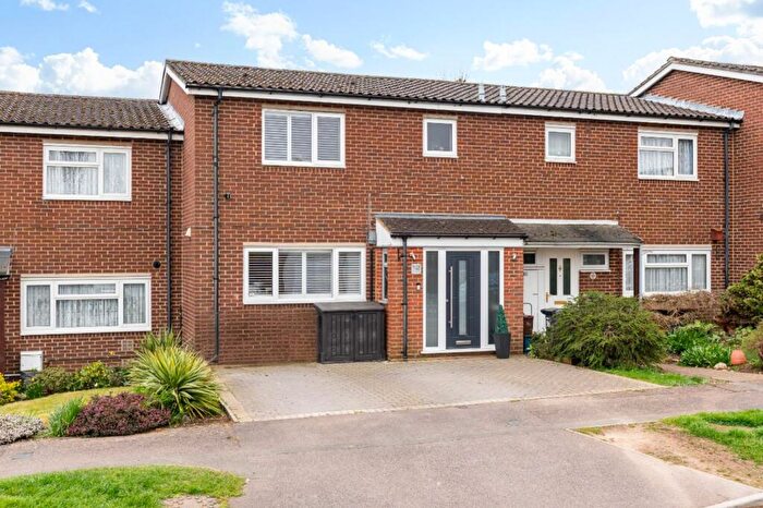 3 Bedroom Terraced House For Sale In Crouchfield, Hertford, SG14