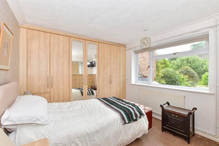 3 Bedroom Detached Bungalow For Sale In Newick Hill, Newick, Lewes, East Sussex, BN8