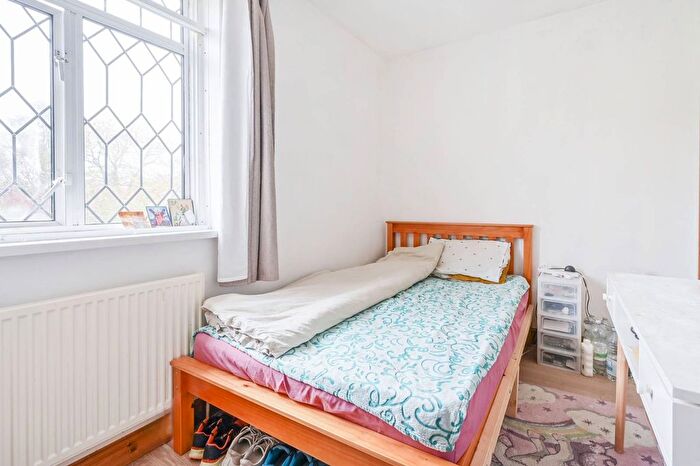 3 Bedroom End Terrace House For Sale In Isle Of Dogs, Canary Wharf, London, E14