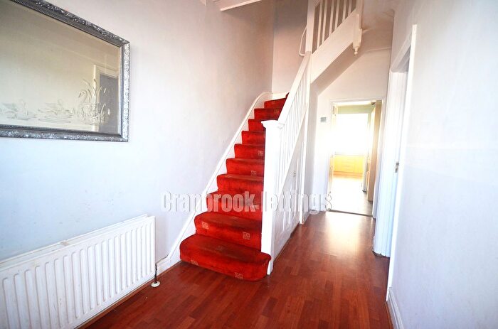 3 Bedroom Terraced House To Rent In Eastern Avenue, Ilford, IG2