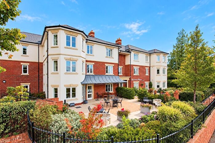 1 Bedroom Flat For Sale In Horsley Place, High Street, Cranbrook, Kent, TN17