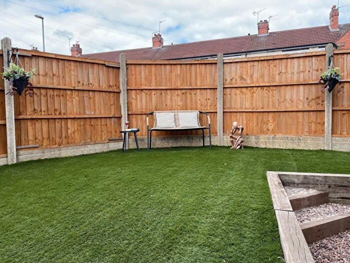 6 Bedroom Semi-Detached House To Rent In New Zealand Square, Derby, DE22